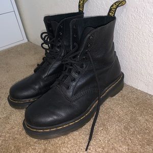 Dr. Martens 1460 Pascal Boot